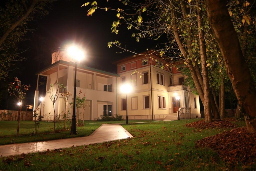 Delle Rose Apartment *
