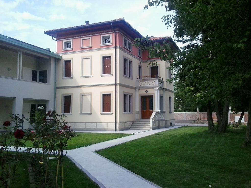 Delle Rose Apartment